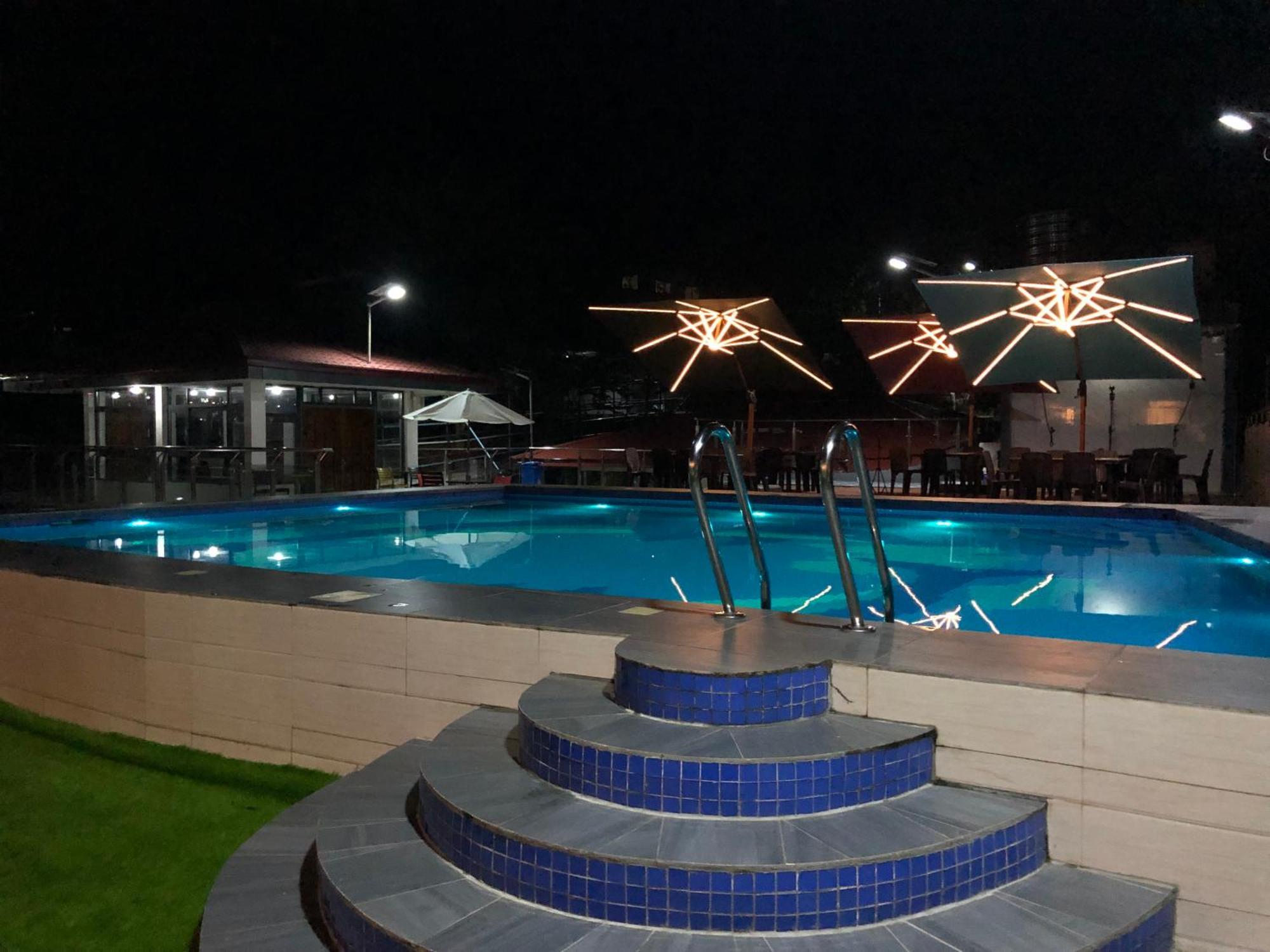 Sky Garden Hotel Coron Exterior photo